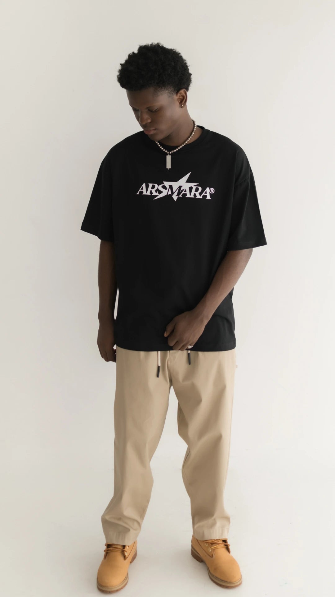 T-shirt Preta Logo ARSMARA