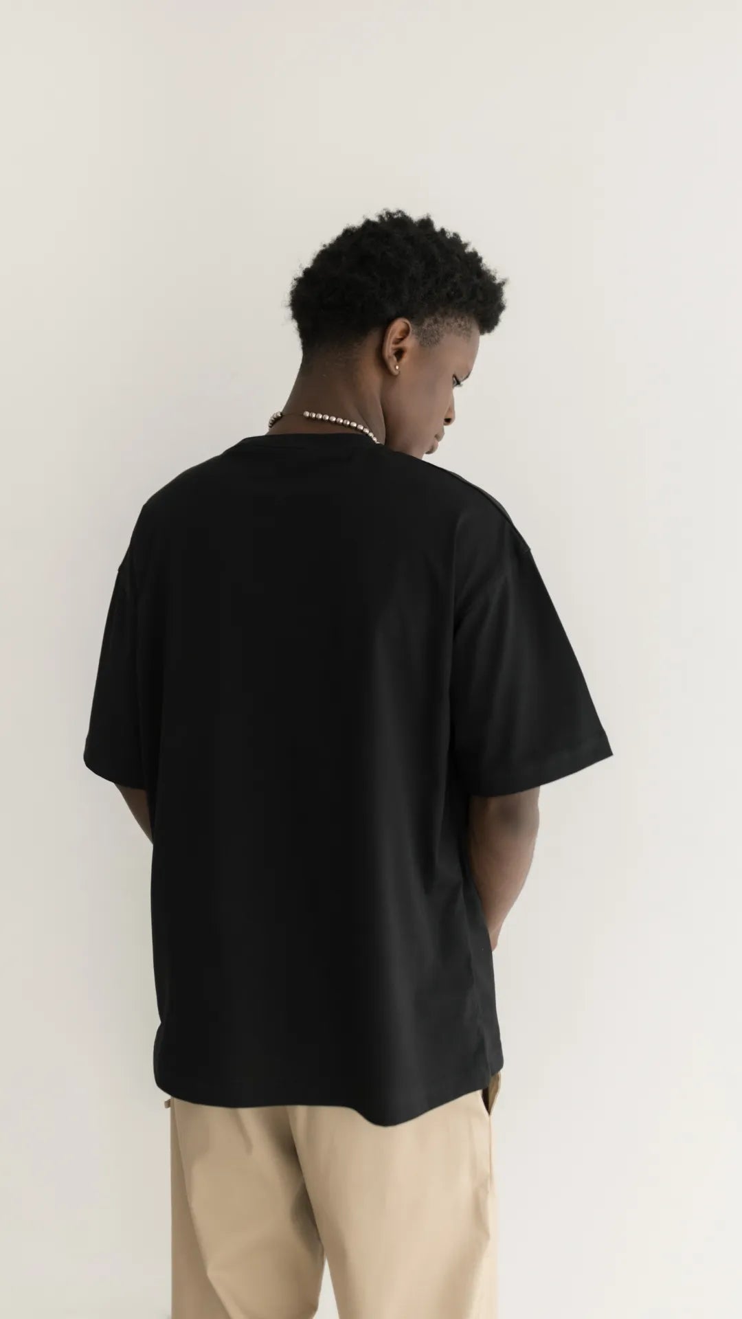 T-shirt Preta Logo ARSMARA