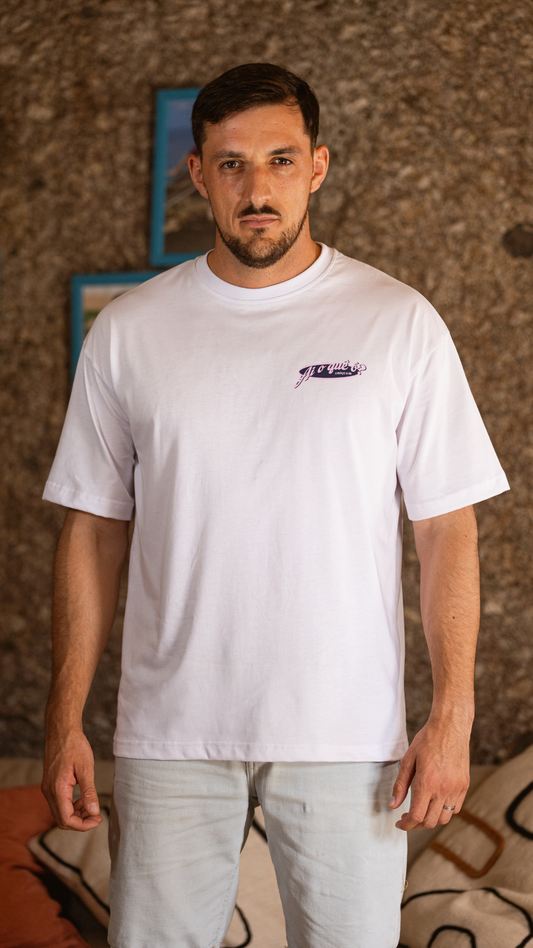 T-shirt Branca LEVASTE CUM PAU? - JJBóçe