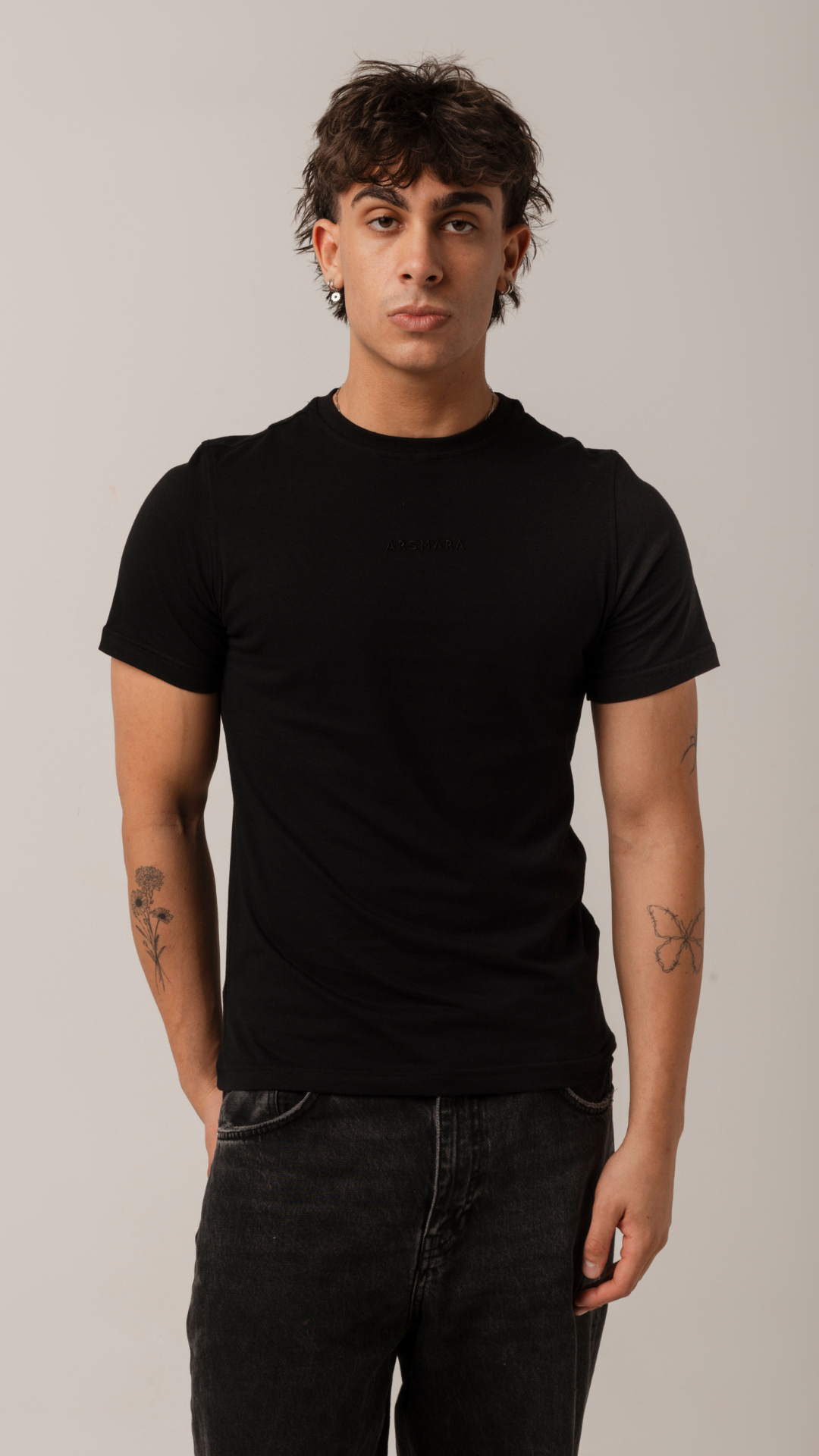 T-shirt ARSMARA Black Slim Fit