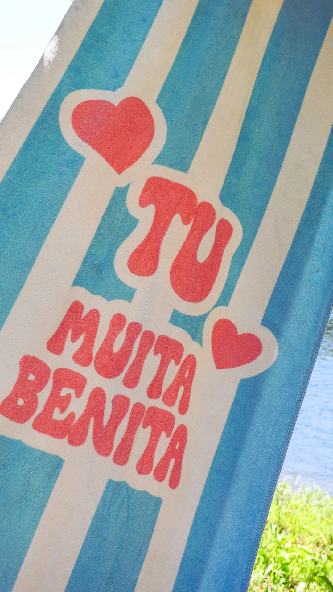 Toalha de Praia "Muita Benita" - JJ Bóçe