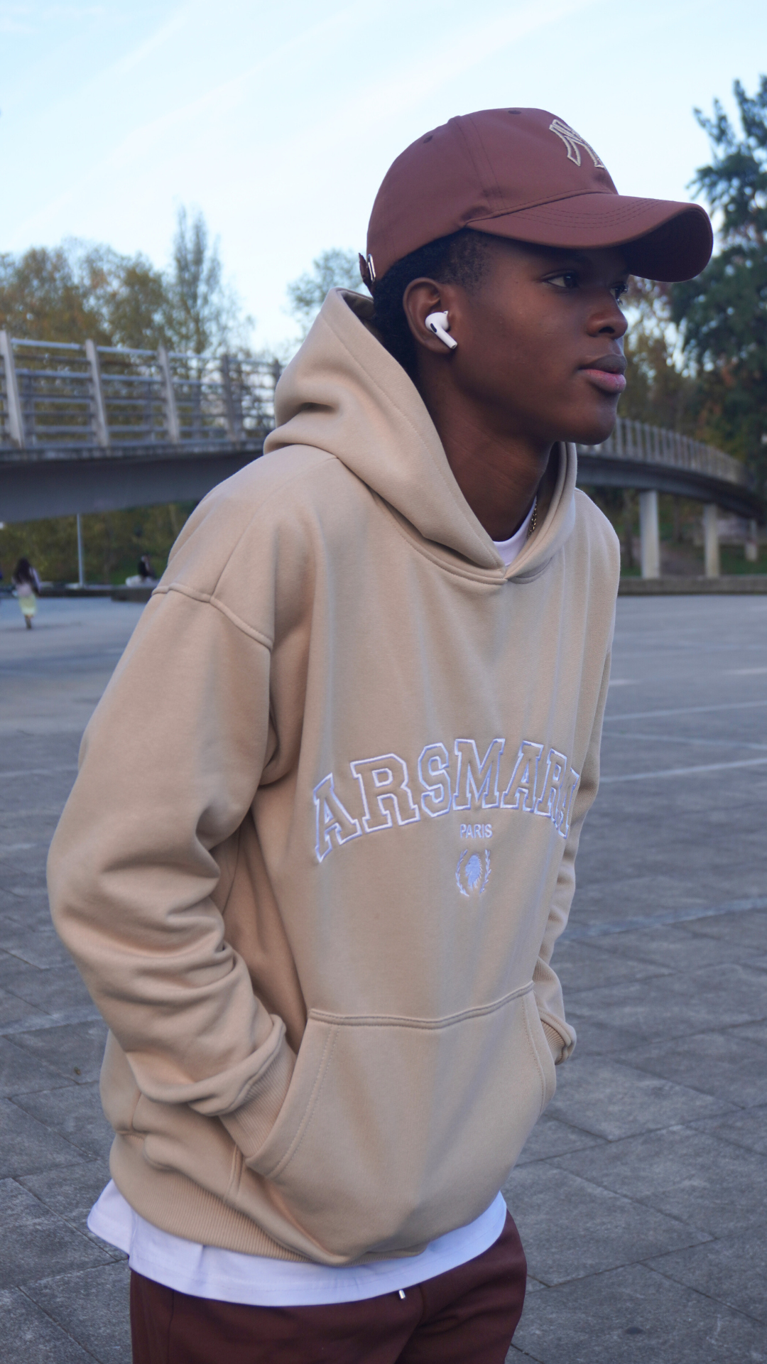 Hoodie Curved Bege