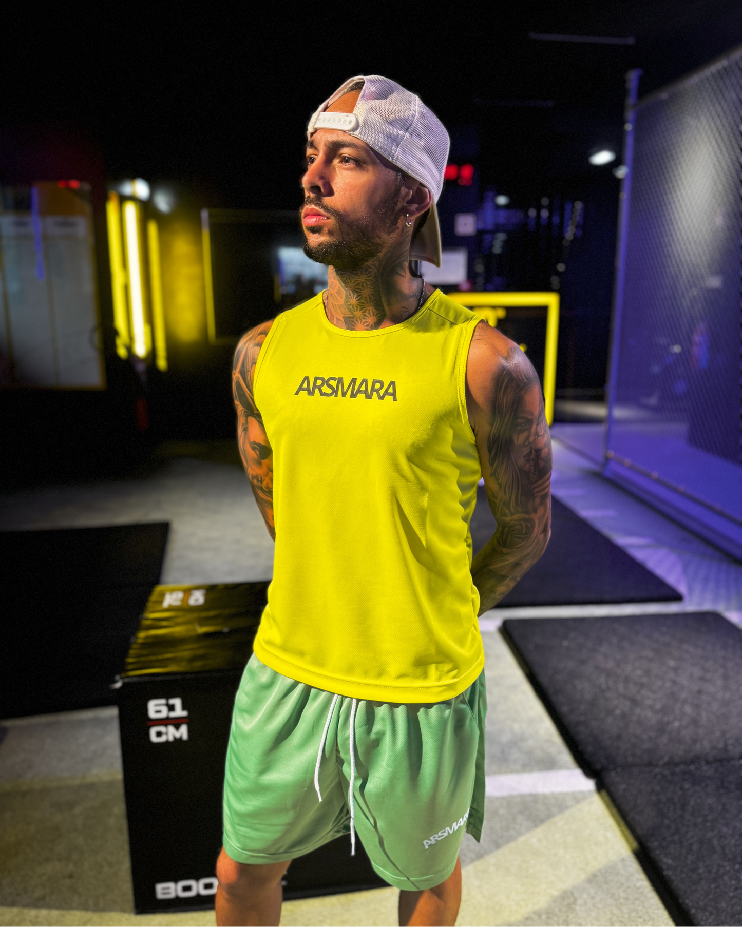 PERFORMANCE TANK TOP