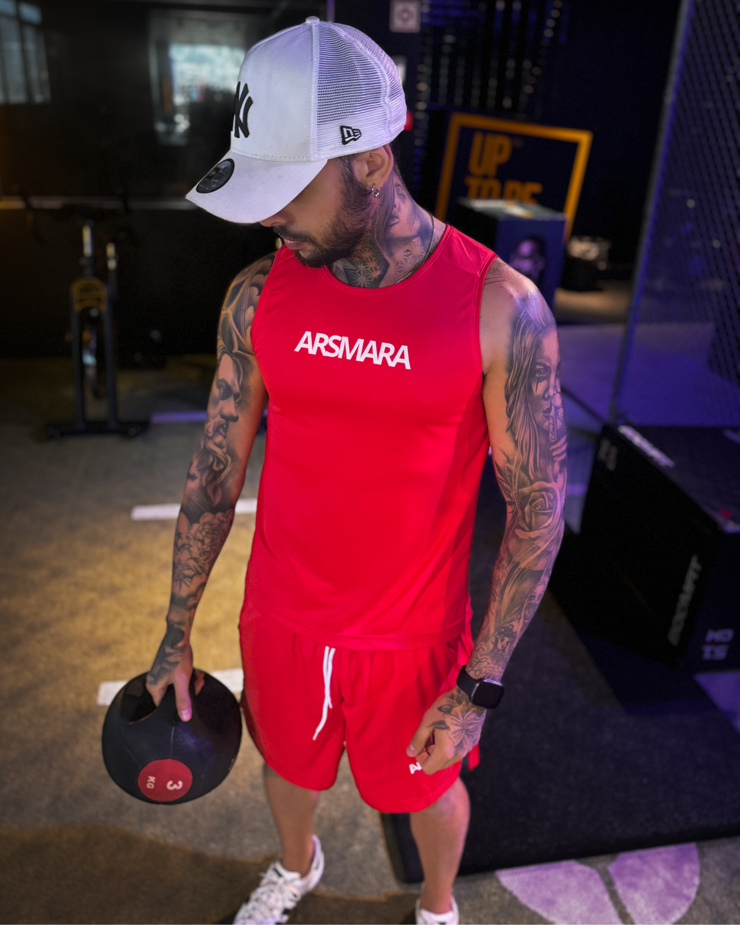 PERFORMANCE TANK TOP