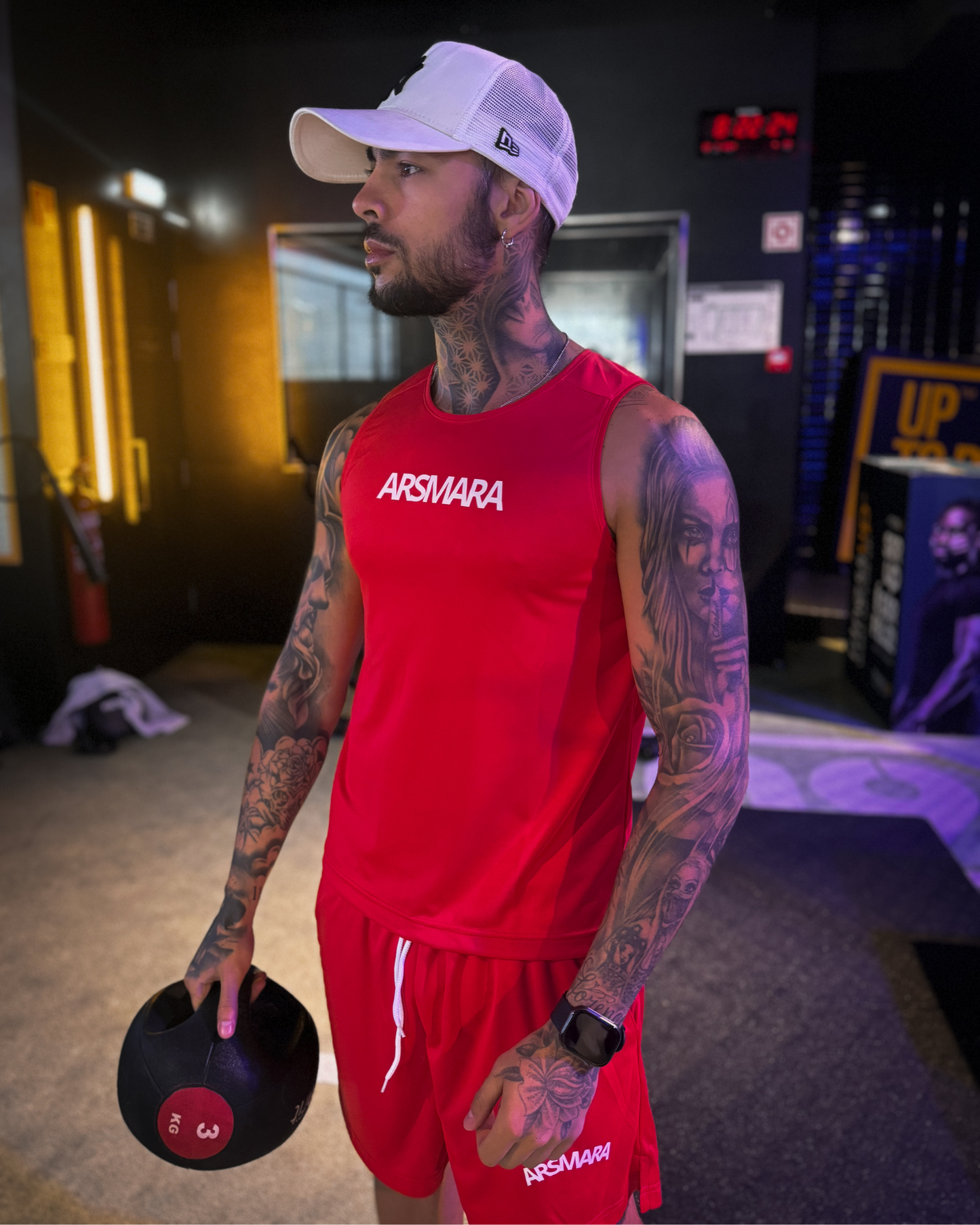 PERFORMANCE TANK TOP