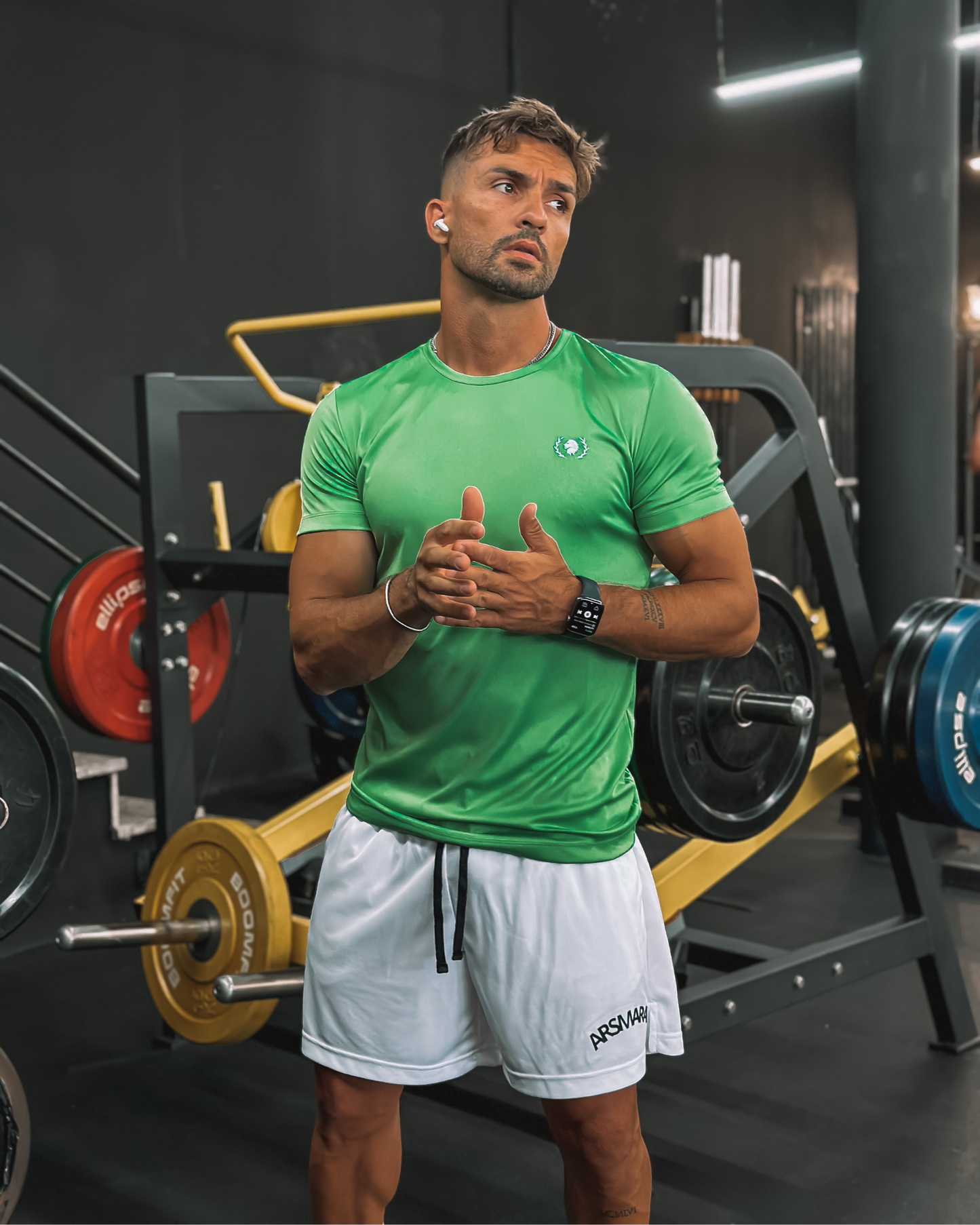 Camiseta deportiva verde