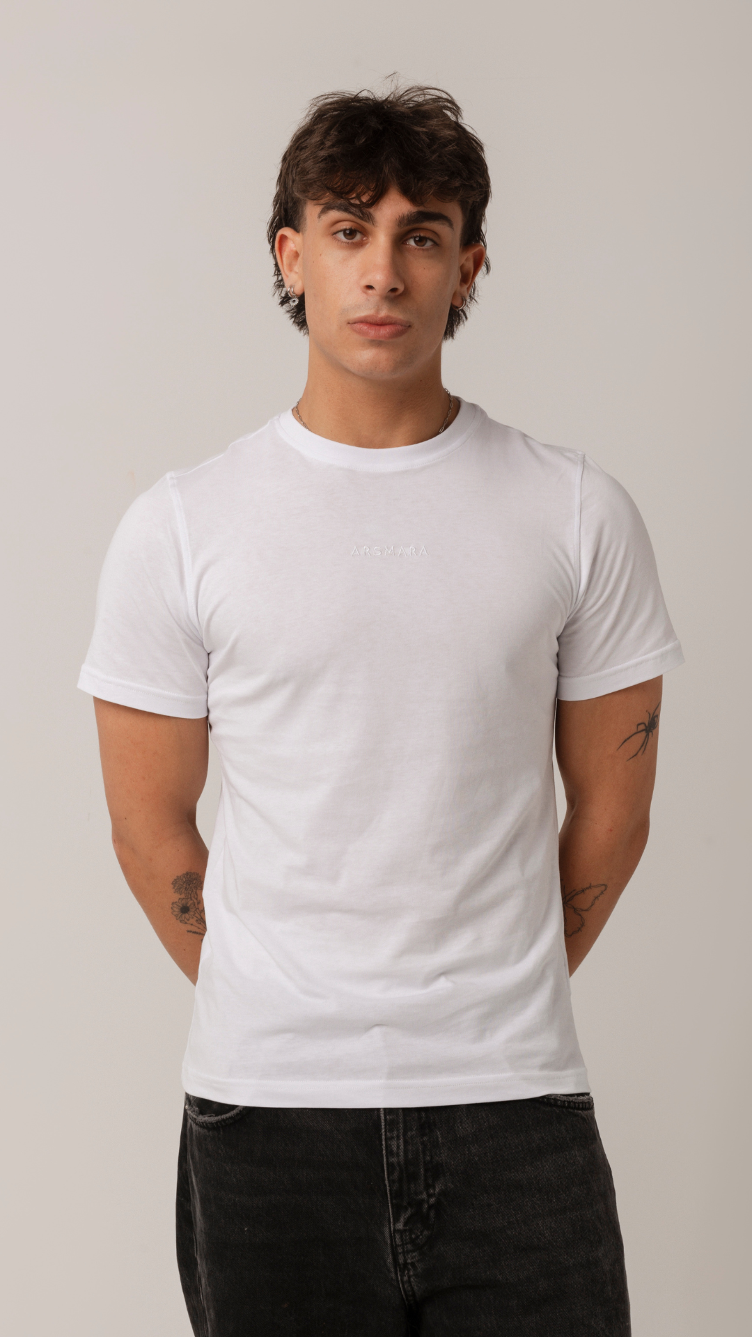 T-shirt ARSMARA White Slim Fit