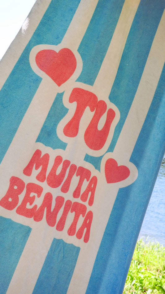 Toalha de Praia "Muita Benita" - JJ Bóçe
